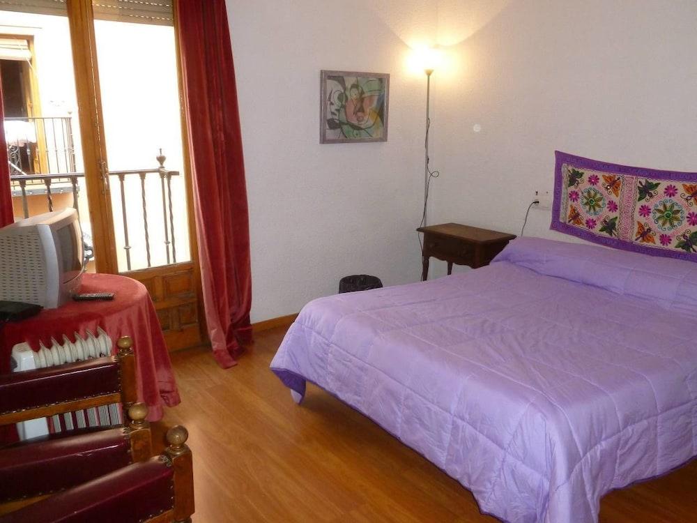Hostel El Cascabel Гранада Экстерьер фото