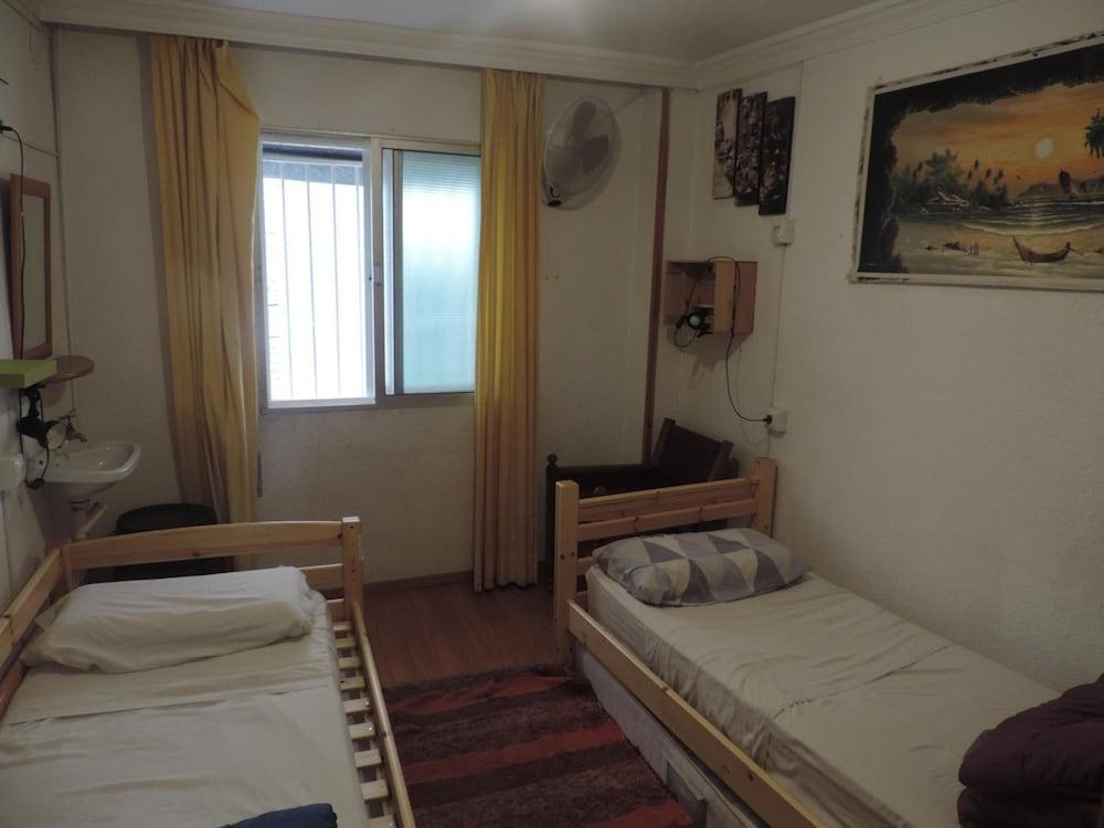 Hostel El Cascabel Гранада Экстерьер фото