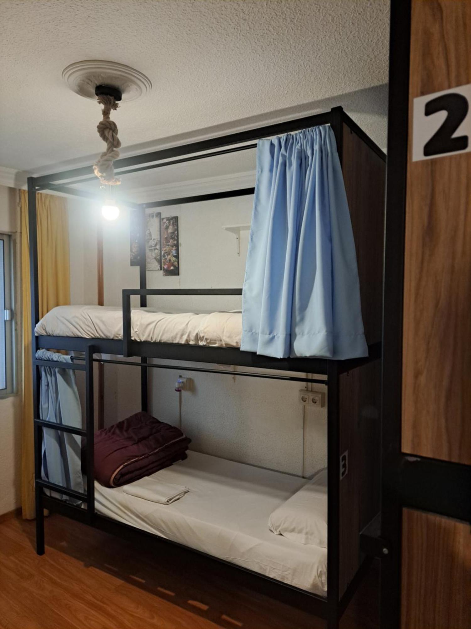 Hostel El Cascabel Гранада Экстерьер фото